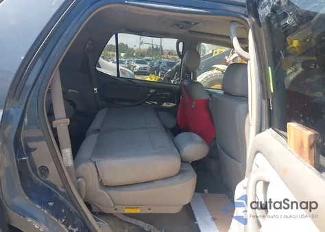 2005 Toyota Sequoia Sr5 V8 z USA, uszkodzony, nr VIN 5TDBT44A65S247053